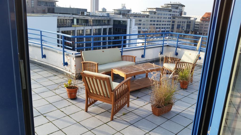 Lut10Her Sky-Fly Hotel Leipzig Luaran gambar